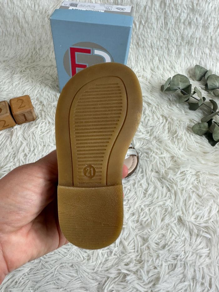 Paire de sandales Franco Romagnoli taille 21 - photo numéro 6
