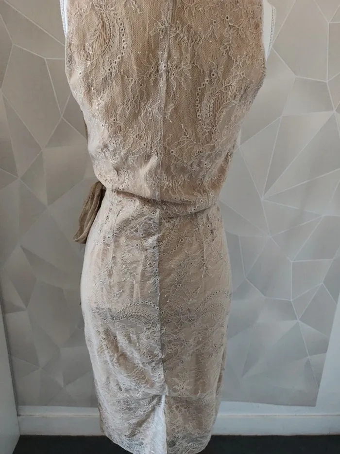 Robe beige - photo numéro 3