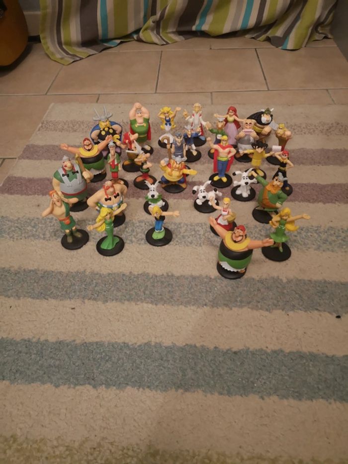 Lot de figurines Asterix