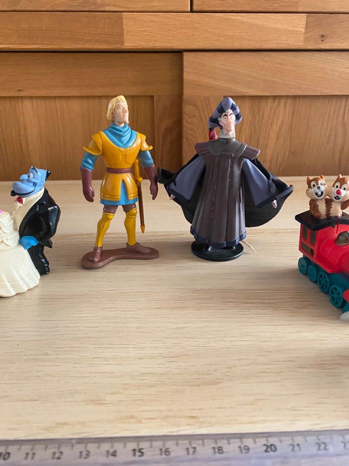 Phoebus frollo bossu notre dame Paris mc do Donald’s jouets figurines génie bouh - photo numéro 3