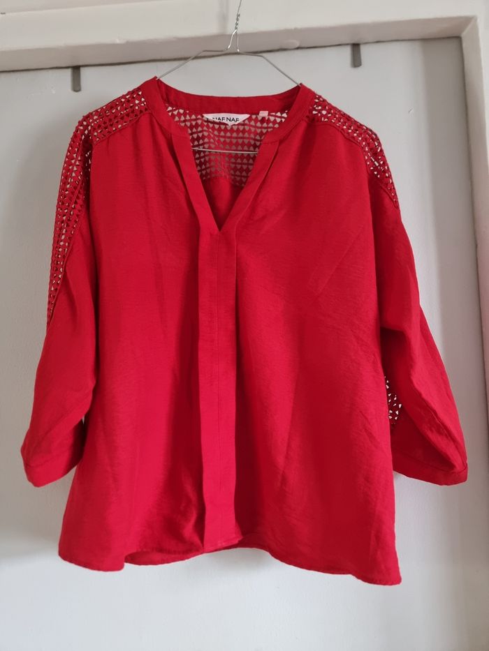 Chemisier rouge stylé