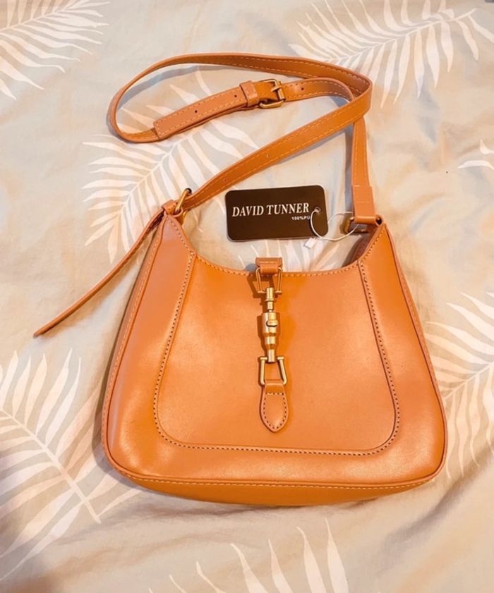 Sac à main camel Neuf 25x23 cm