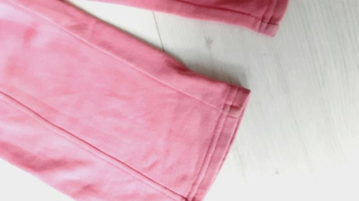 Vêtement fille pantalon rose large Kiabi 4 ans - photo numéro 2