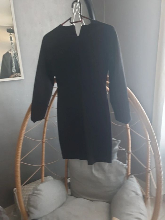 Robe noir - photo numéro 2