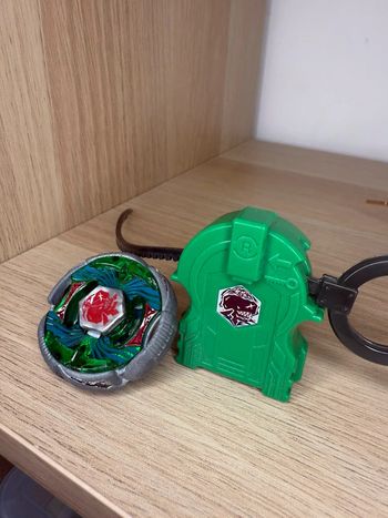 Grand cetus vert recolor toupie beyblade métal fusion