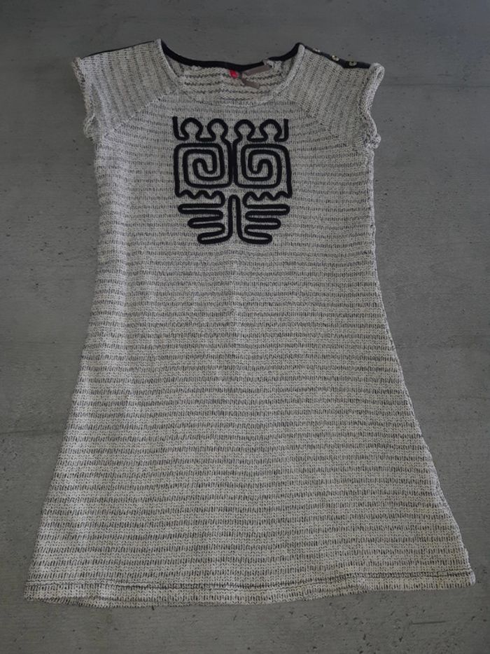 2 robes Orchestra 8 ans - photo numéro 2