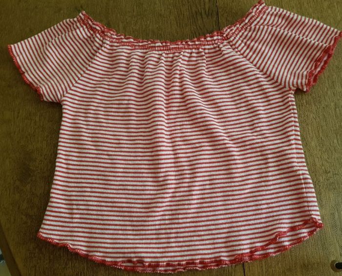 T-shirt manches courtes rayé blanc et rouge