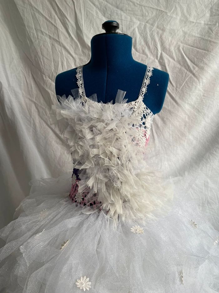 Robe 8/10 ans de princesse - photo numéro 2