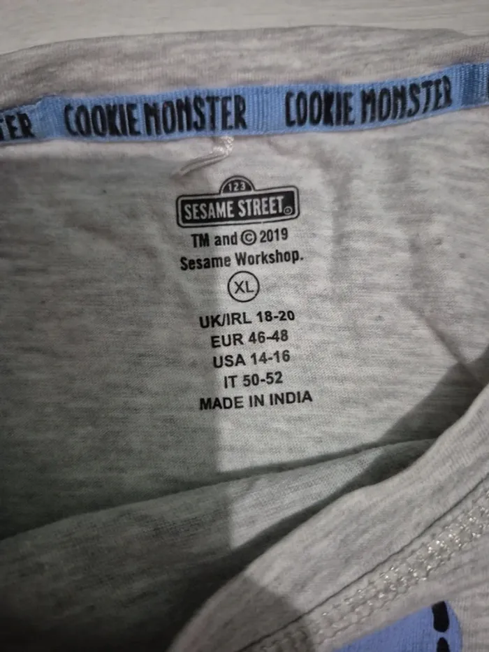 T-shirt gris - photo numéro 3