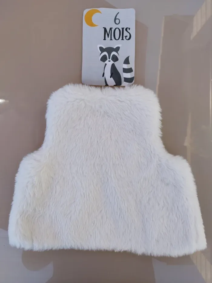 Gilet sans manche 6 mois - photo numéro 2