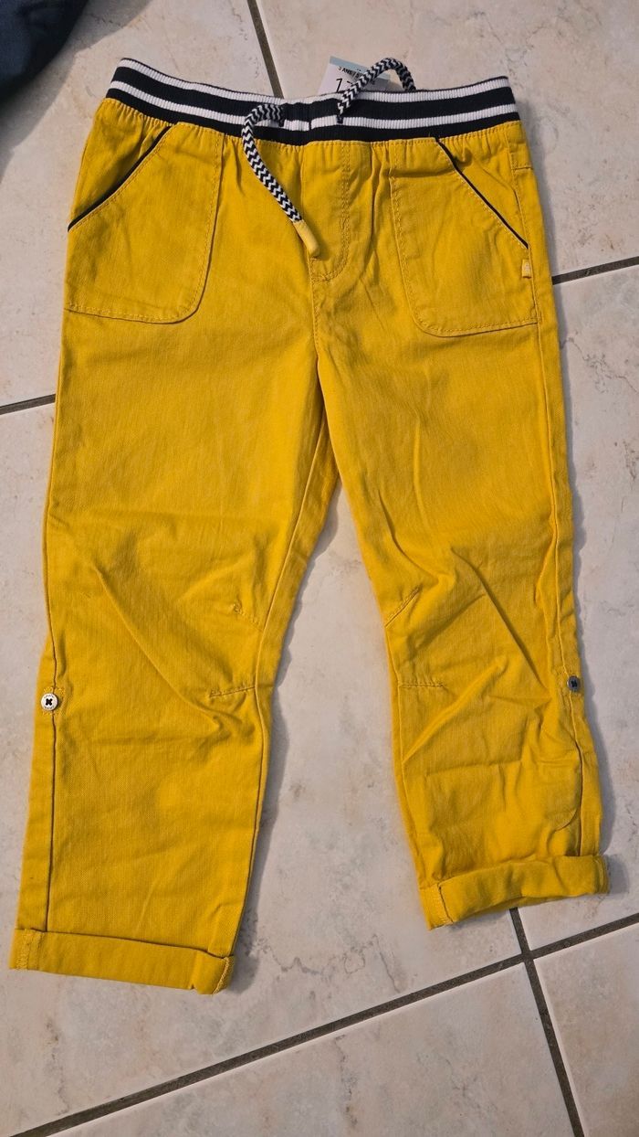 (Neufs non portés) 🏷🏷💙😍🥰 superbe ensemble teeshirt ml et pantalon toile 3ans garçon 🥰😍 - photo numéro 2