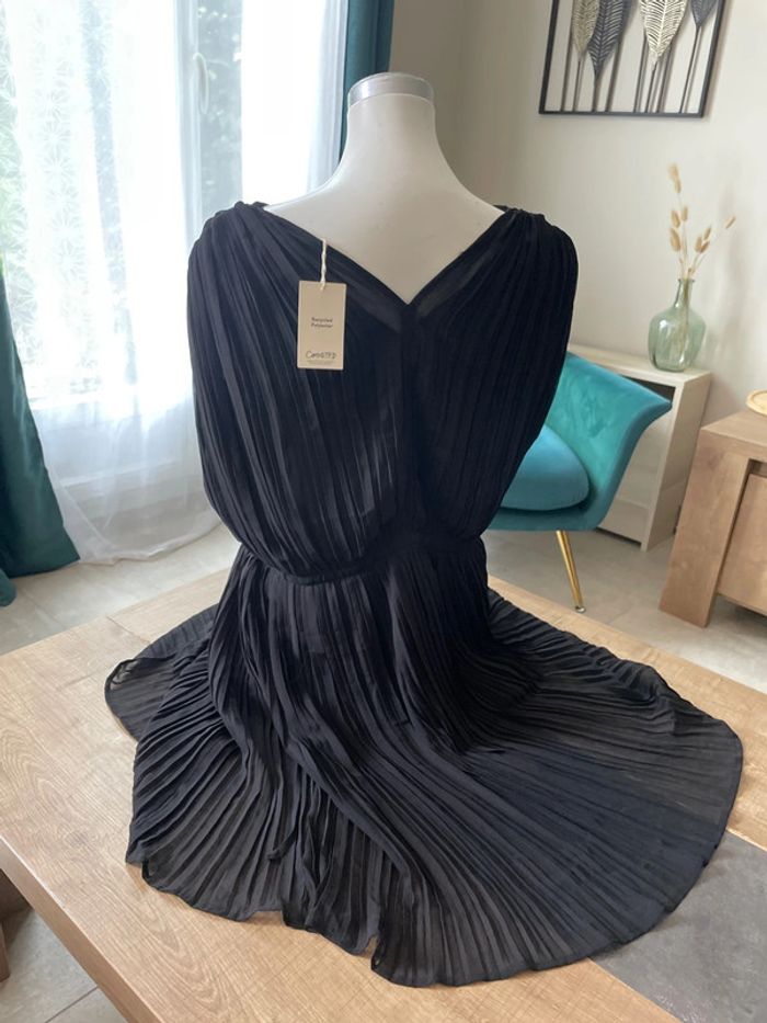 Robe fluide neuve - photo numéro 3