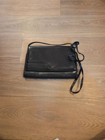 Pochette en cuir