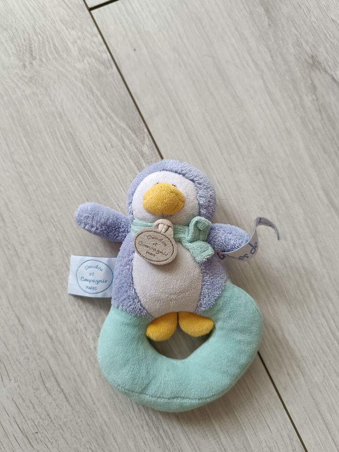 Hochet peluche pingouin
