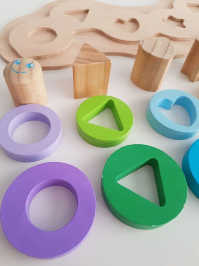 Puzzle en bois à emboîtement chenille des formes et couleurs - photo numéro 8