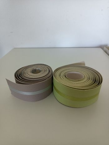 Lot de frises de papier peint 