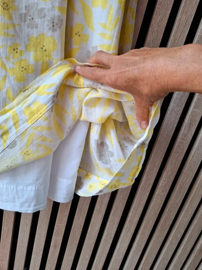 Robe en coton fleuri jaune et blanche Vertbaudet 12 ans - photo numéro 5
