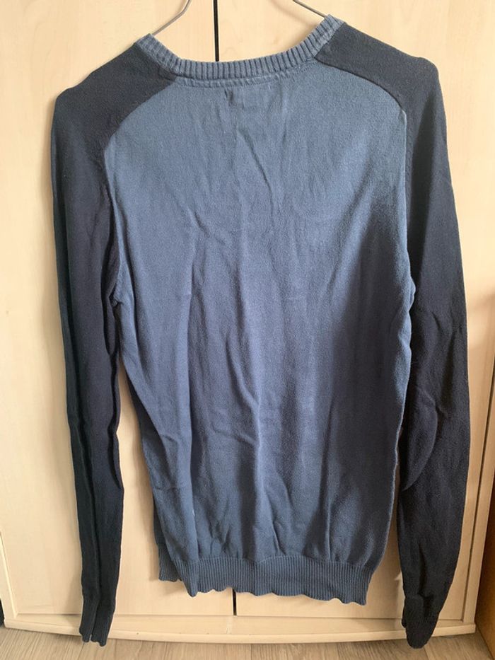 Pull léger bleu marine Kiabi taille S - photo numéro 2