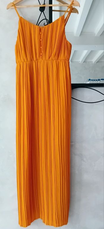 Superbe robe longue couleur jaune orange