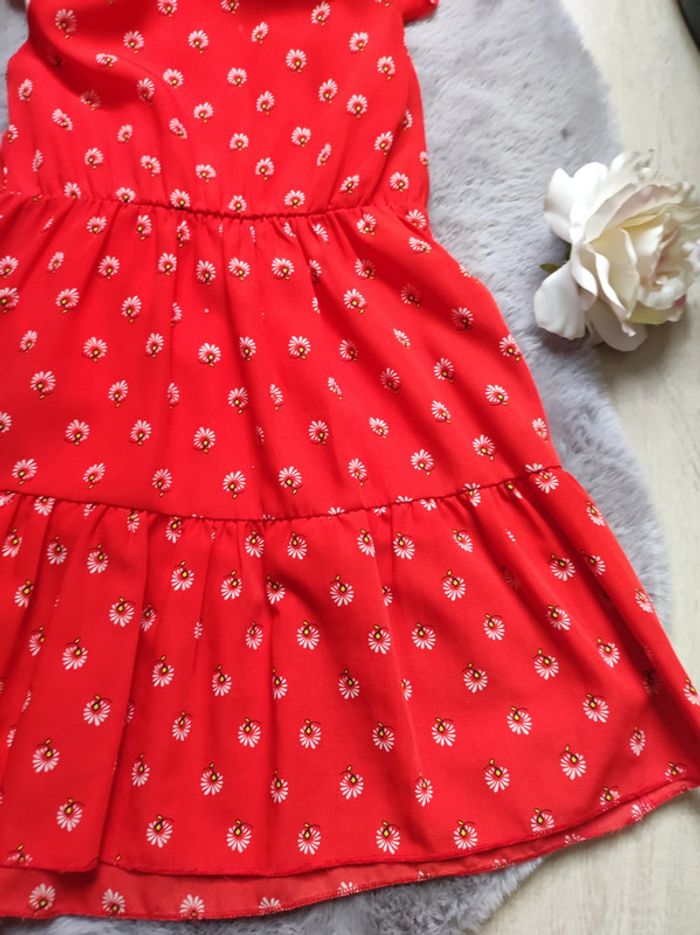 Belle robe rouge à fleurs manches courtes 6 ans - photo numéro 7