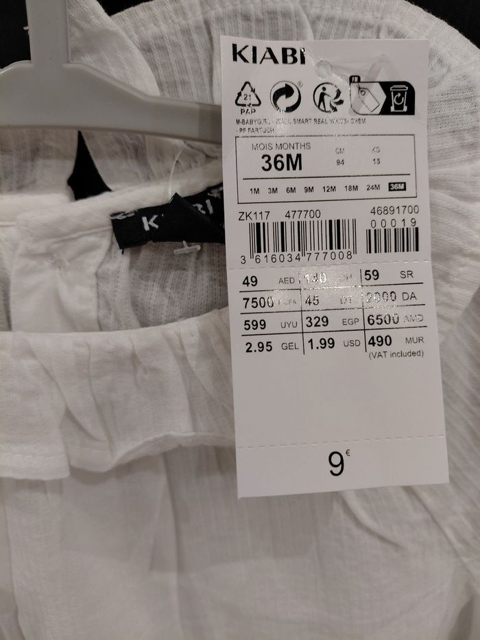 NEUF chemise blouse blanche col dentelles Kiabi taille 3ans 36 mois 94 cm - photo numéro 2