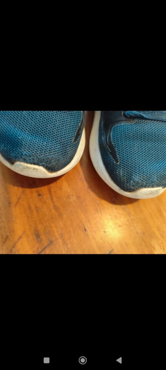 Basket Adidas bleu à scratch semelle blanche taille 22 - photo numéro 8