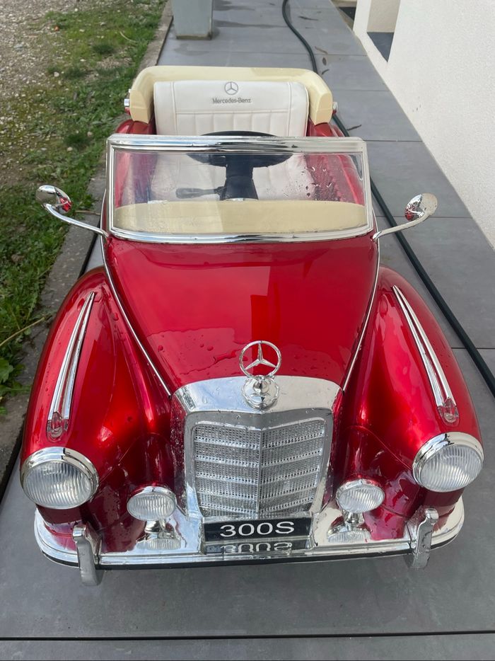 Voiture électrique enfant Mercedes - photo numéro 2
