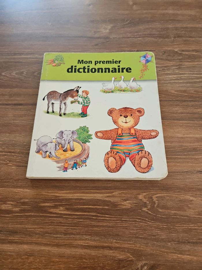 Livre mon premier dictionnaire