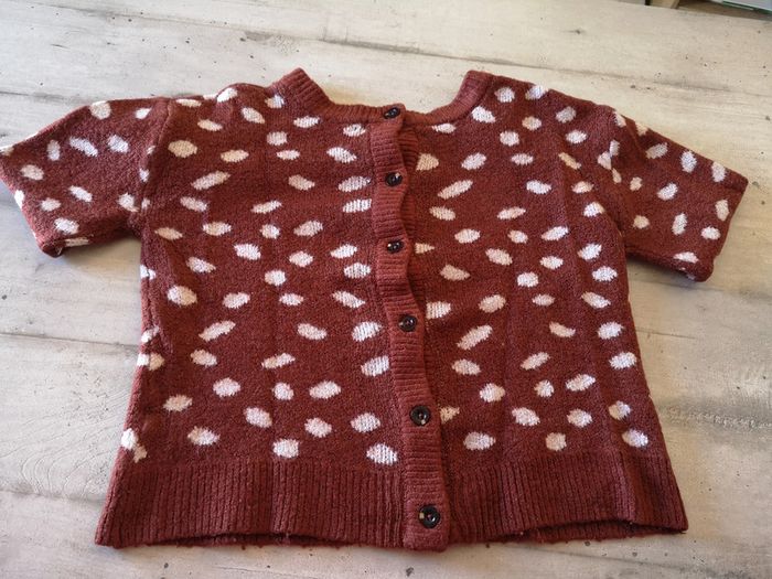Pull à bouton