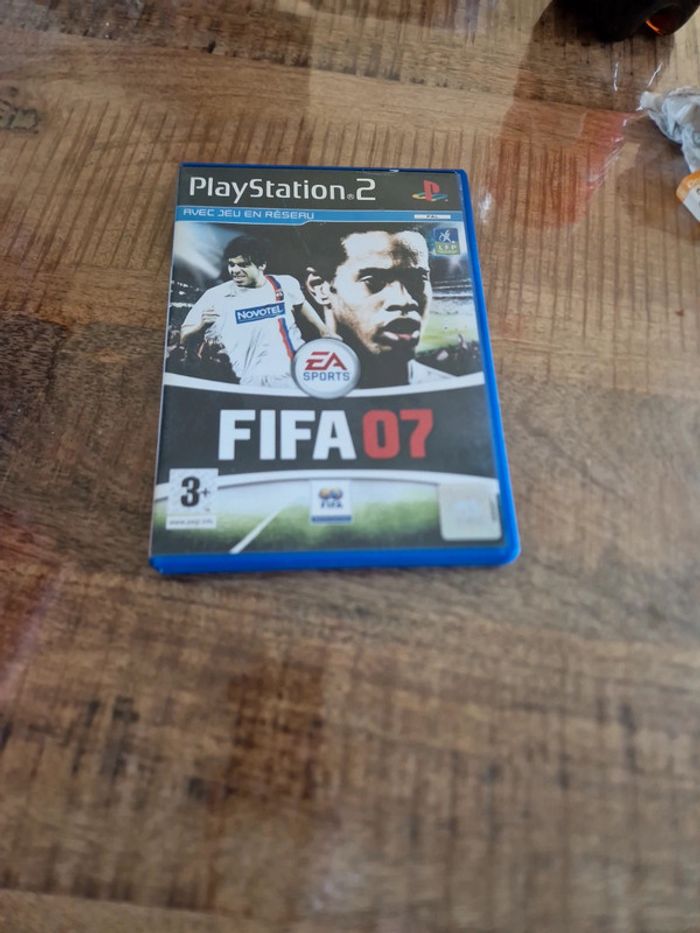 Fifa 7 ps2 - photo numéro 1