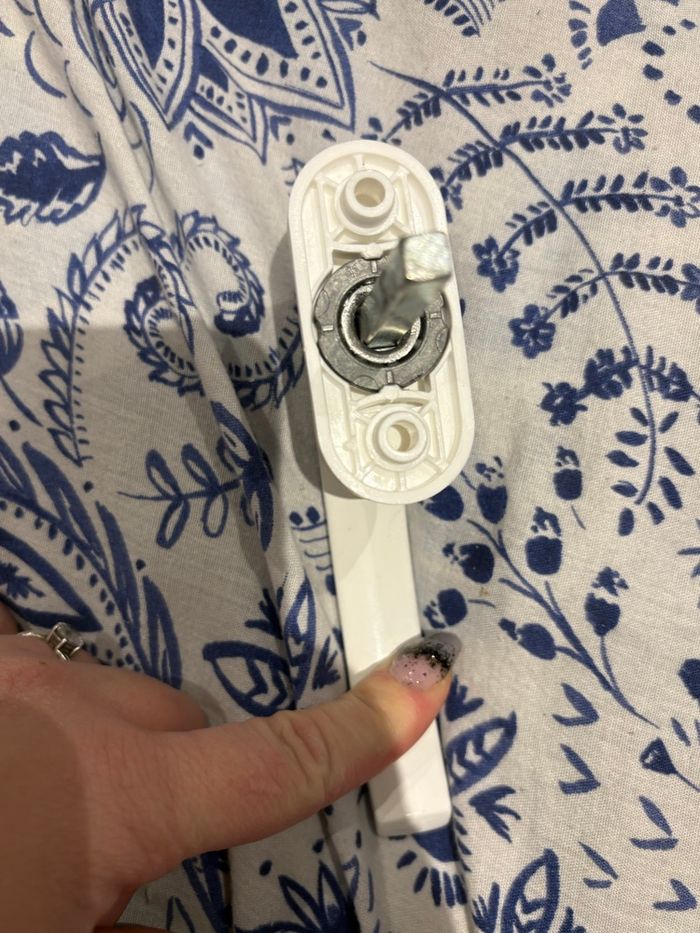 Poignée de fenêtre - photo numéro 4