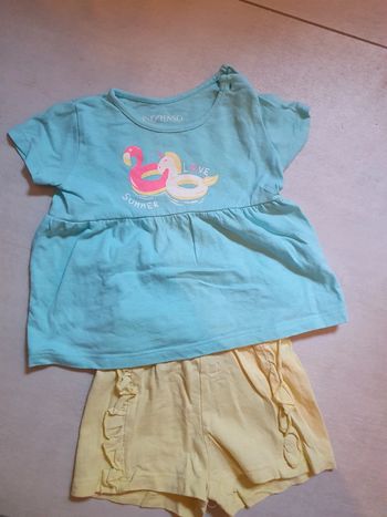 Ensemble short t shirt 9 mois