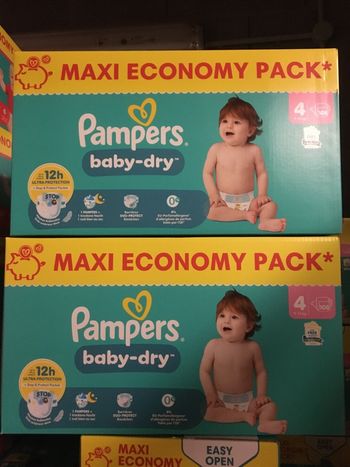 216 couches Pampers baby dry taille 4
