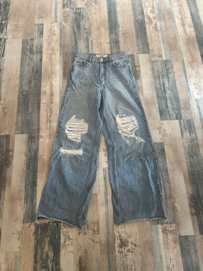 Jeans a trou