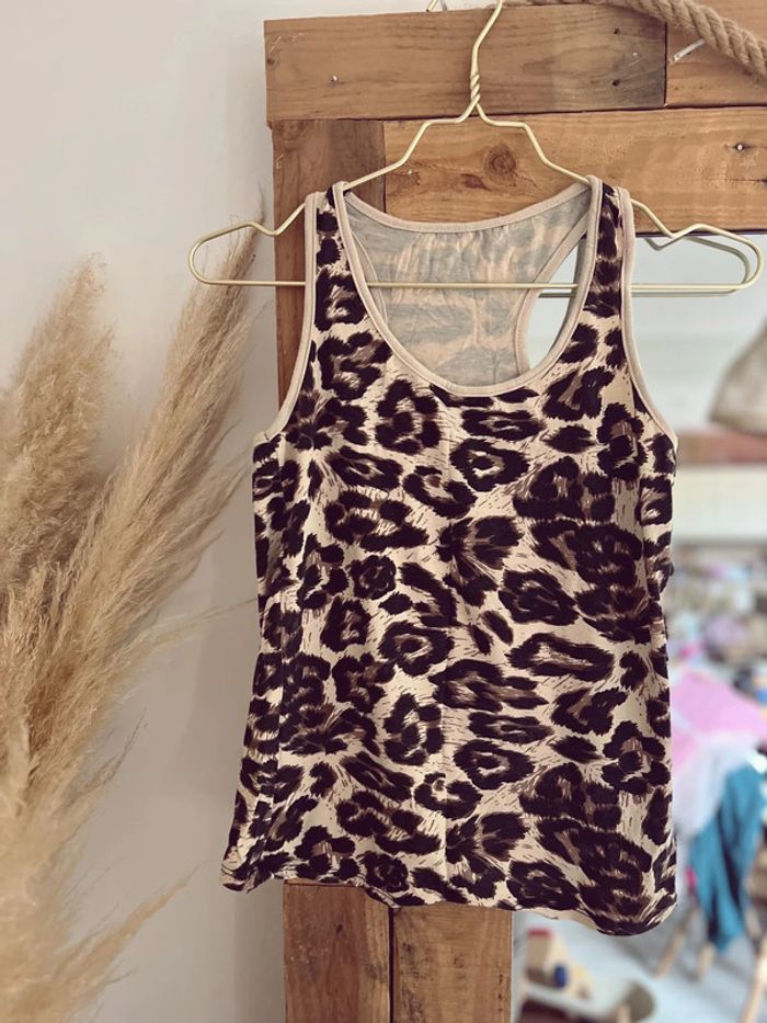 Très beau Débardeur femme motif léopard