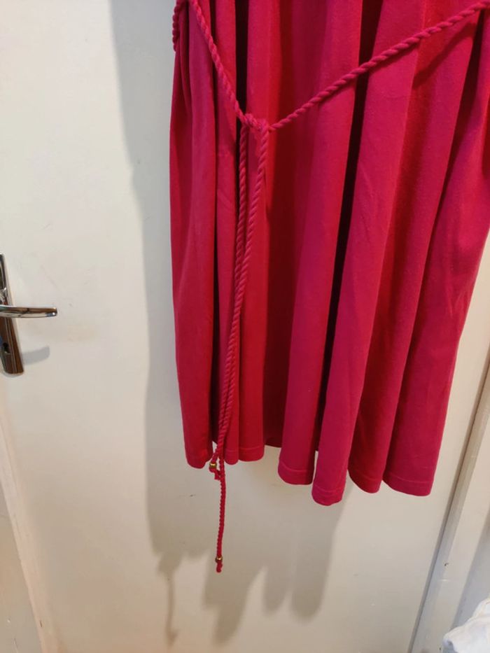 Robe framboise - photo numéro 2