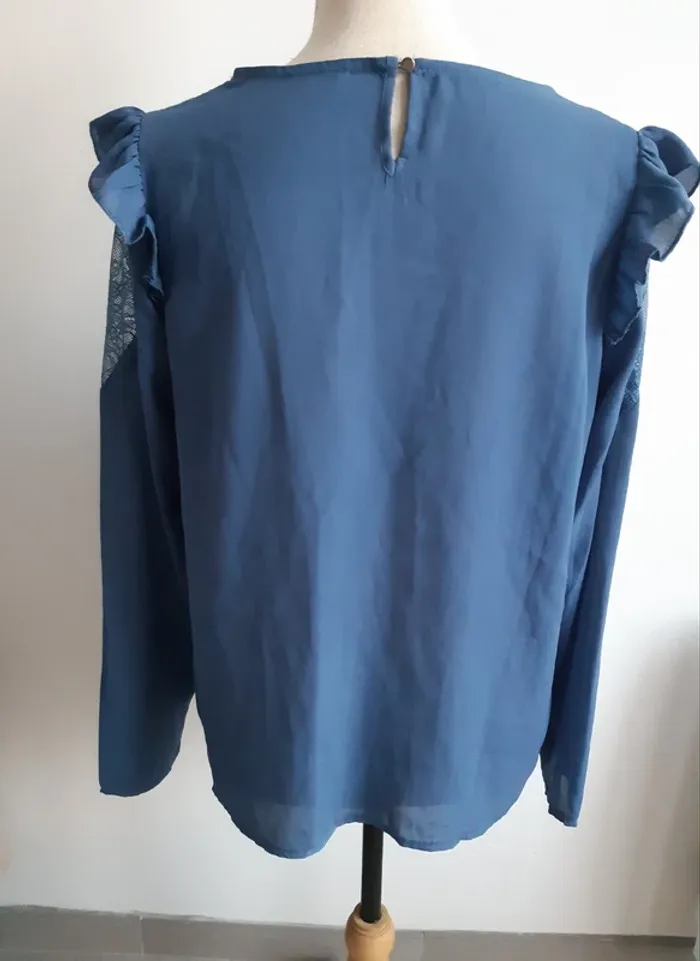 Blouse bleue dentelle Gémo T38 - photo numéro 5