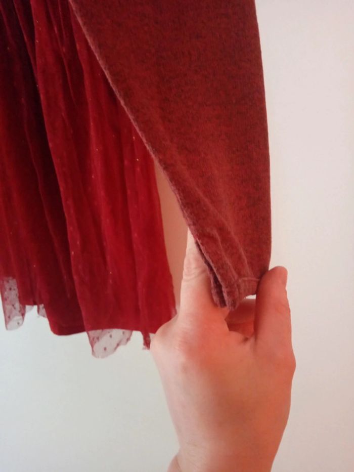 Jolie robe bordeaux . 8 ans - photo numéro 15