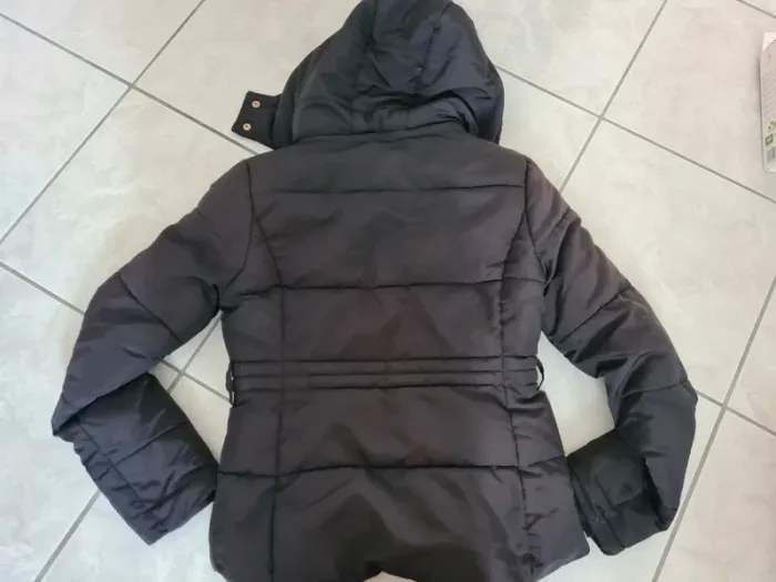 Veste hiver taille S - photo numéro 2