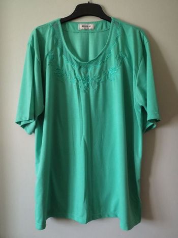 Tee-shirt vert, MISS-G. Taille XXL. Vintage.