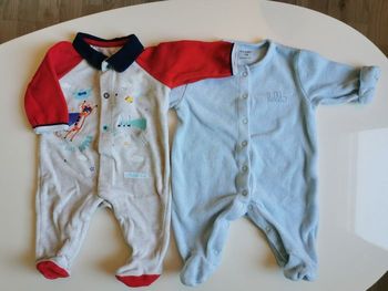 Lot de 2 pyjamas 1 mois