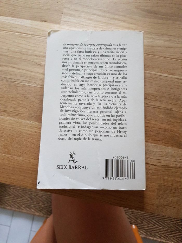 El misterio de la cripta embrujada - Eduardo Mendoza - photo numéro 2