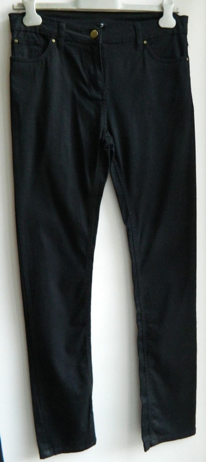 Pantalon T 38 "B.A Basic" coupe slim