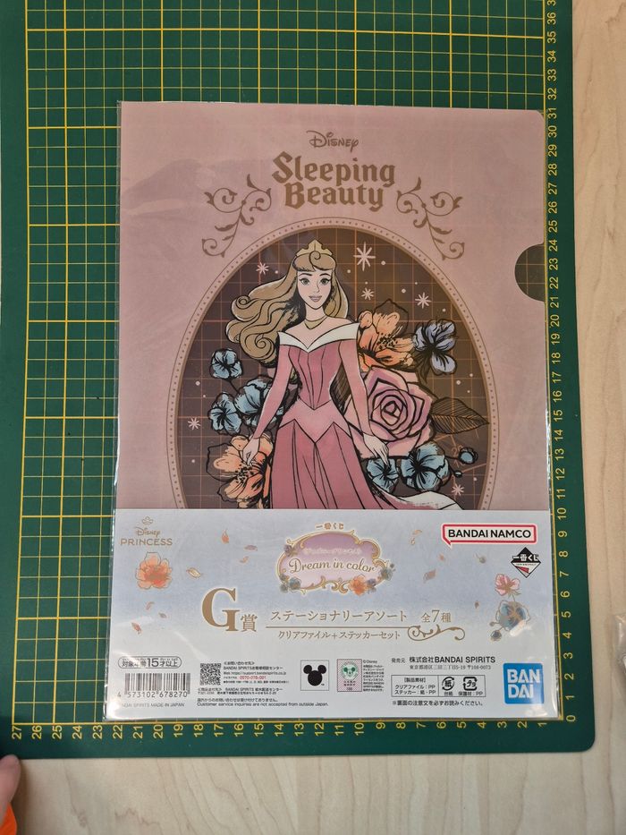 Pochette à coin Disney Ichibankuji "Dream in color ": Aurore - photo numéro 4