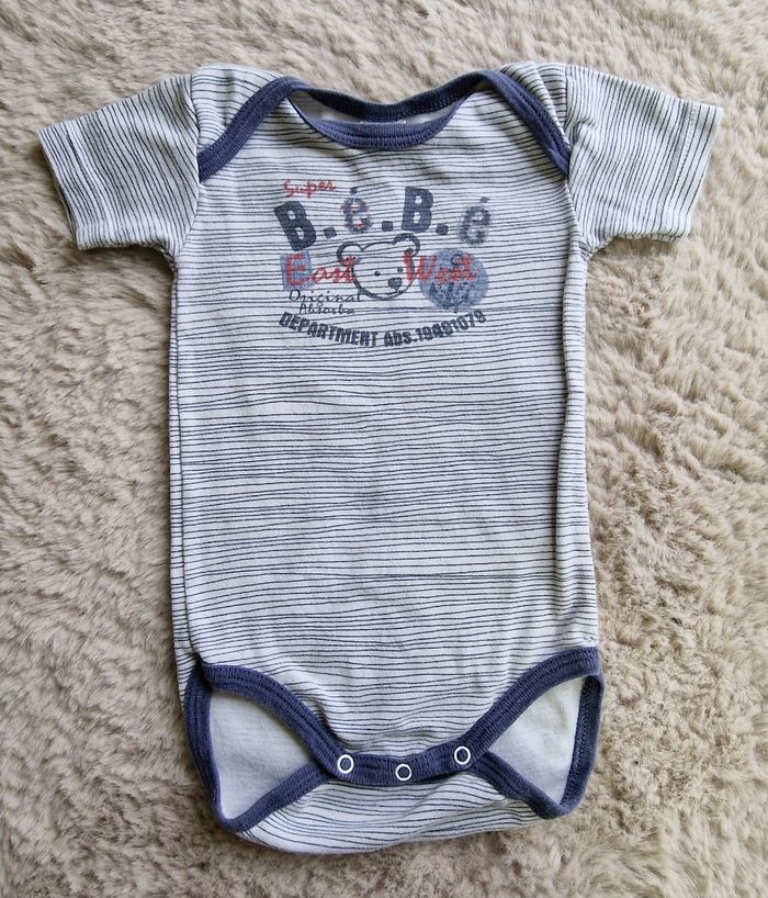 Lot body absorba 12mois - photo numéro 2