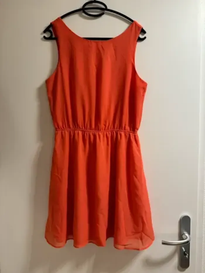 Robe légère rose - photo numéro 2