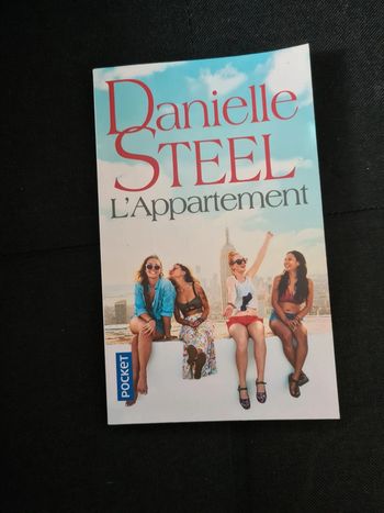 Livre Danielle Steel l'appartement