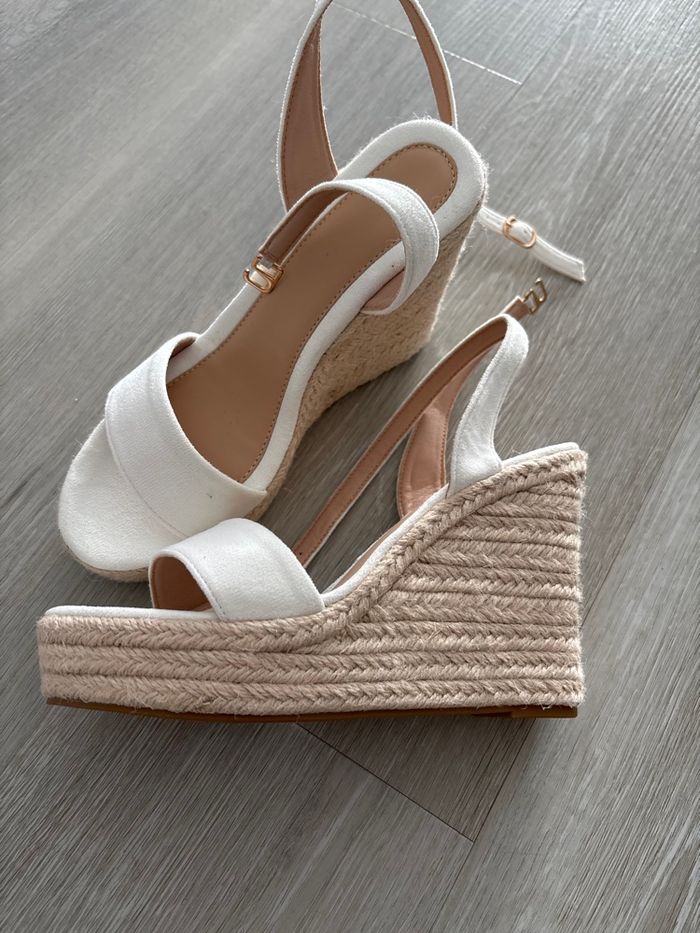 Chaussures - photo numéro 2