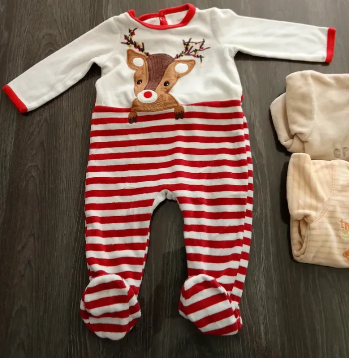Lot 4 pyjamas velour mixte 9 mois - photo numéro 6