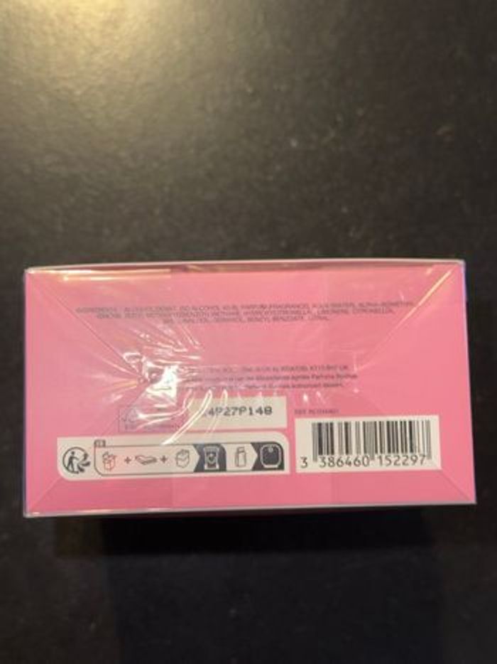 Rochas mademoiselle in Paris - photo numéro 2